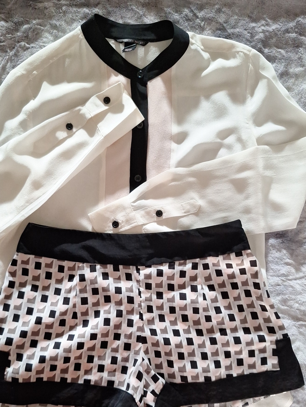 Victoria's Secret Silk Black and White Geo High-Waist Shorts Set Retro Chanel